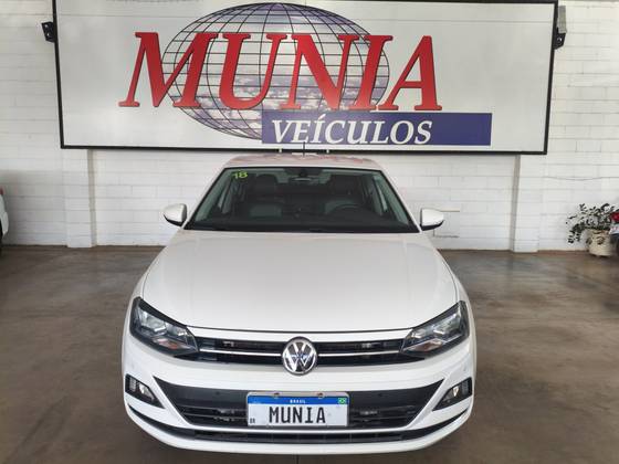 VOLKSWAGEN VIRTUS 1.0 200 TSI HIGHLINE AUTOMÁTICO